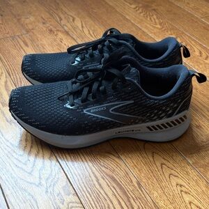 Brooks Levitate GTS Men's Black Athletic Shoes